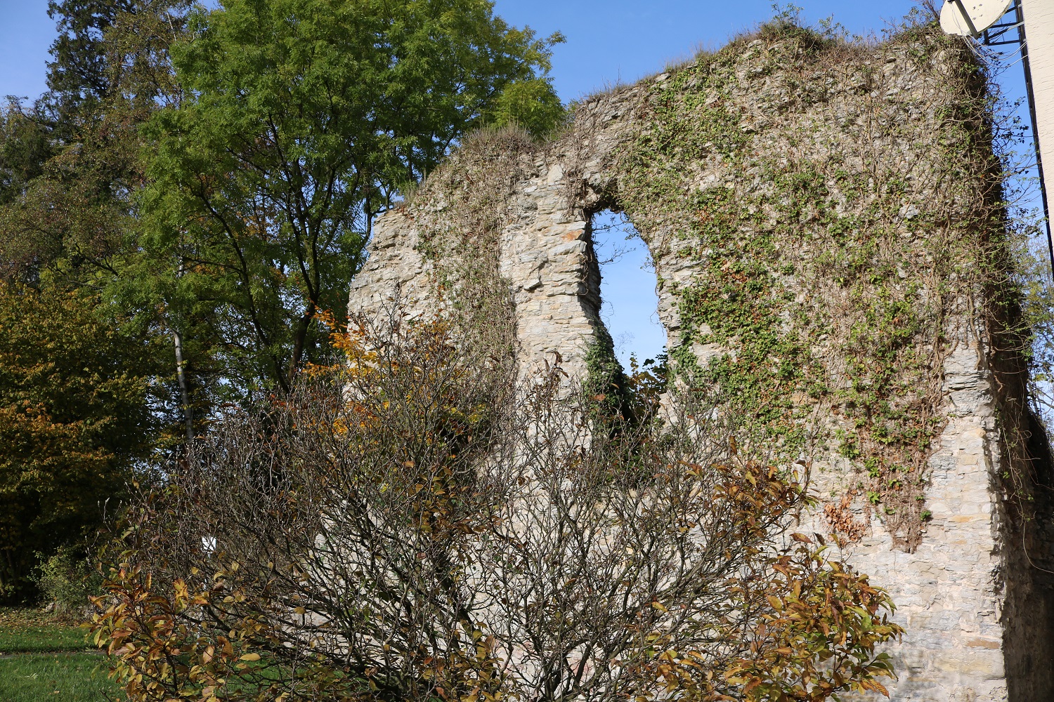 Die Burgruine in Kohlstädt @ G. Apel.